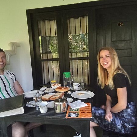 Amron Resort Sigiriya Oda fotoğraf