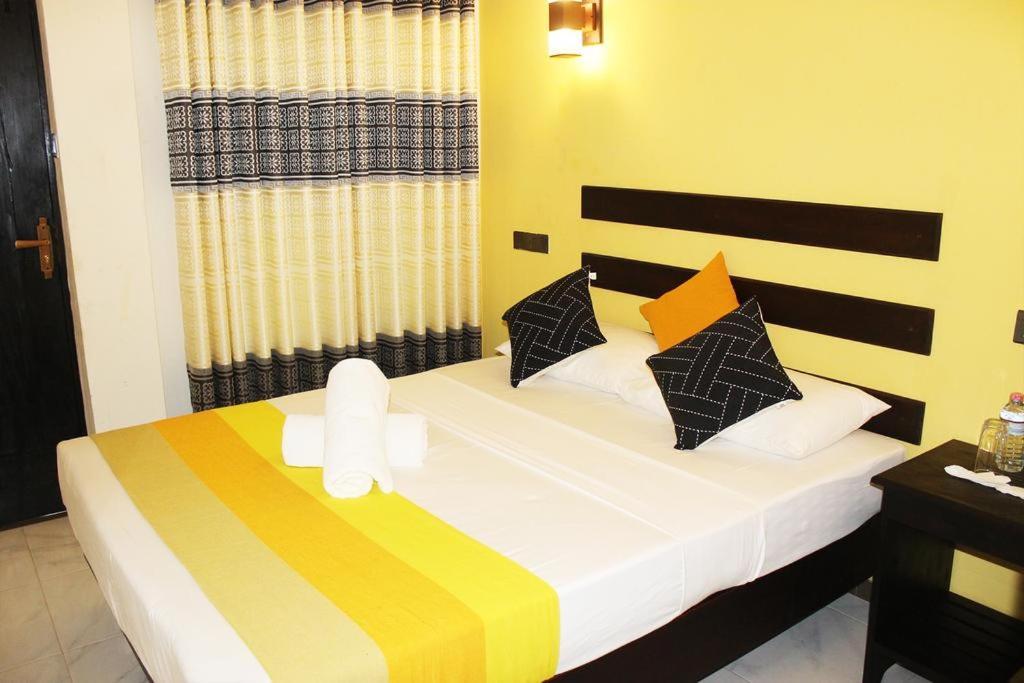 Amron Resort Sigiriya Dış mekan fotoğraf