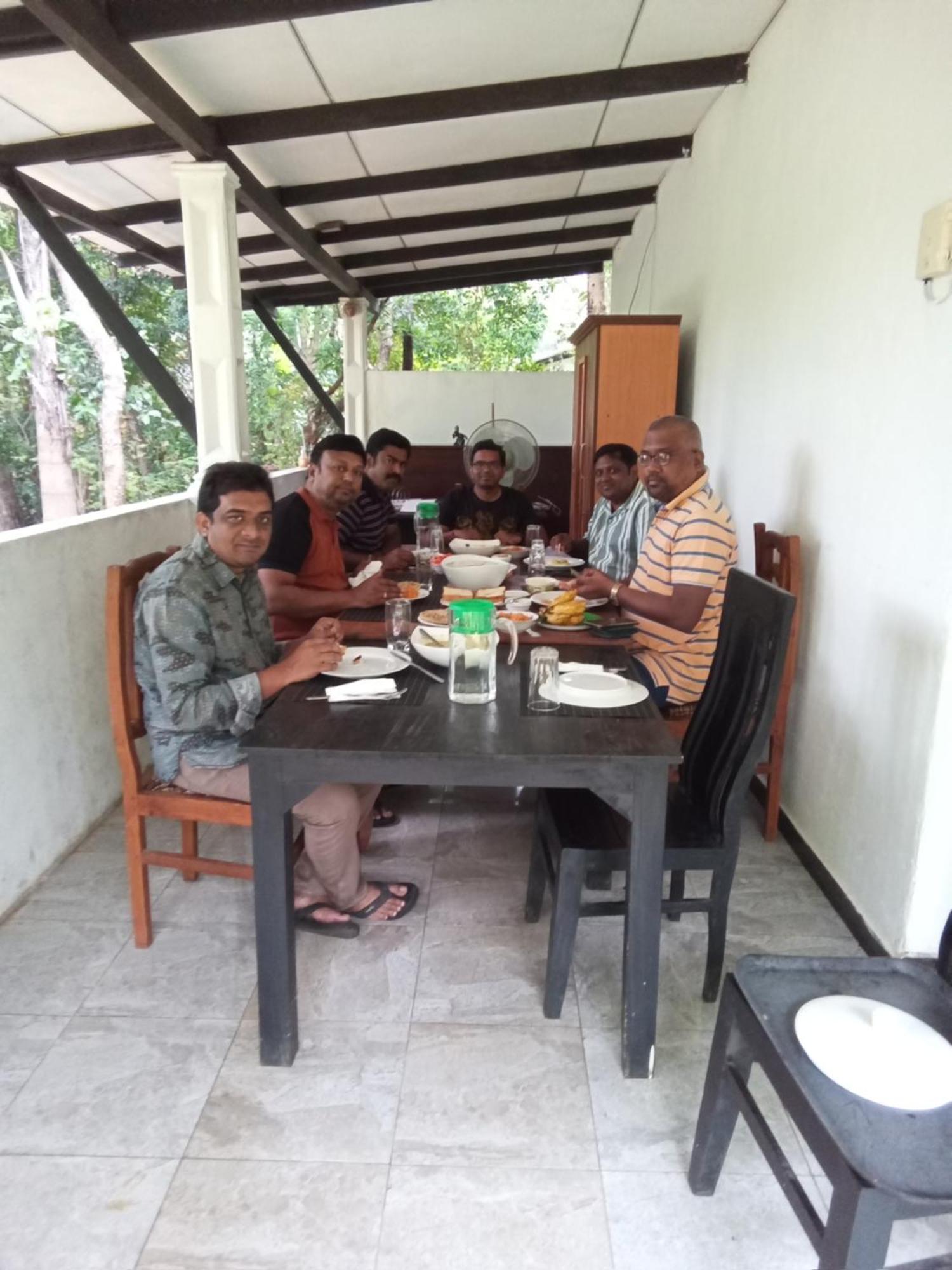 Amron Resort Sigiriya Dış mekan fotoğraf